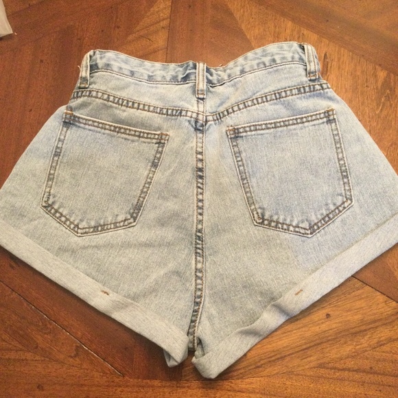 Shein short - Picture 2 of 3